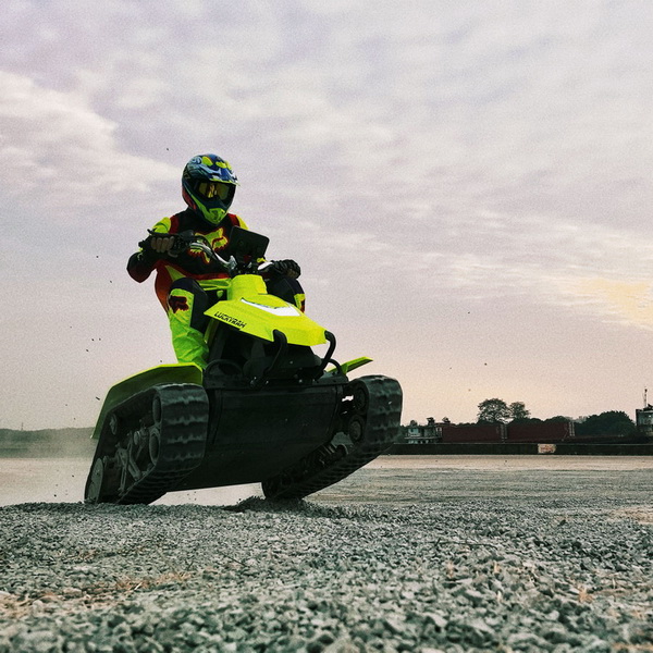 Summus perficientur electrica snowmobile ad off-via usu
